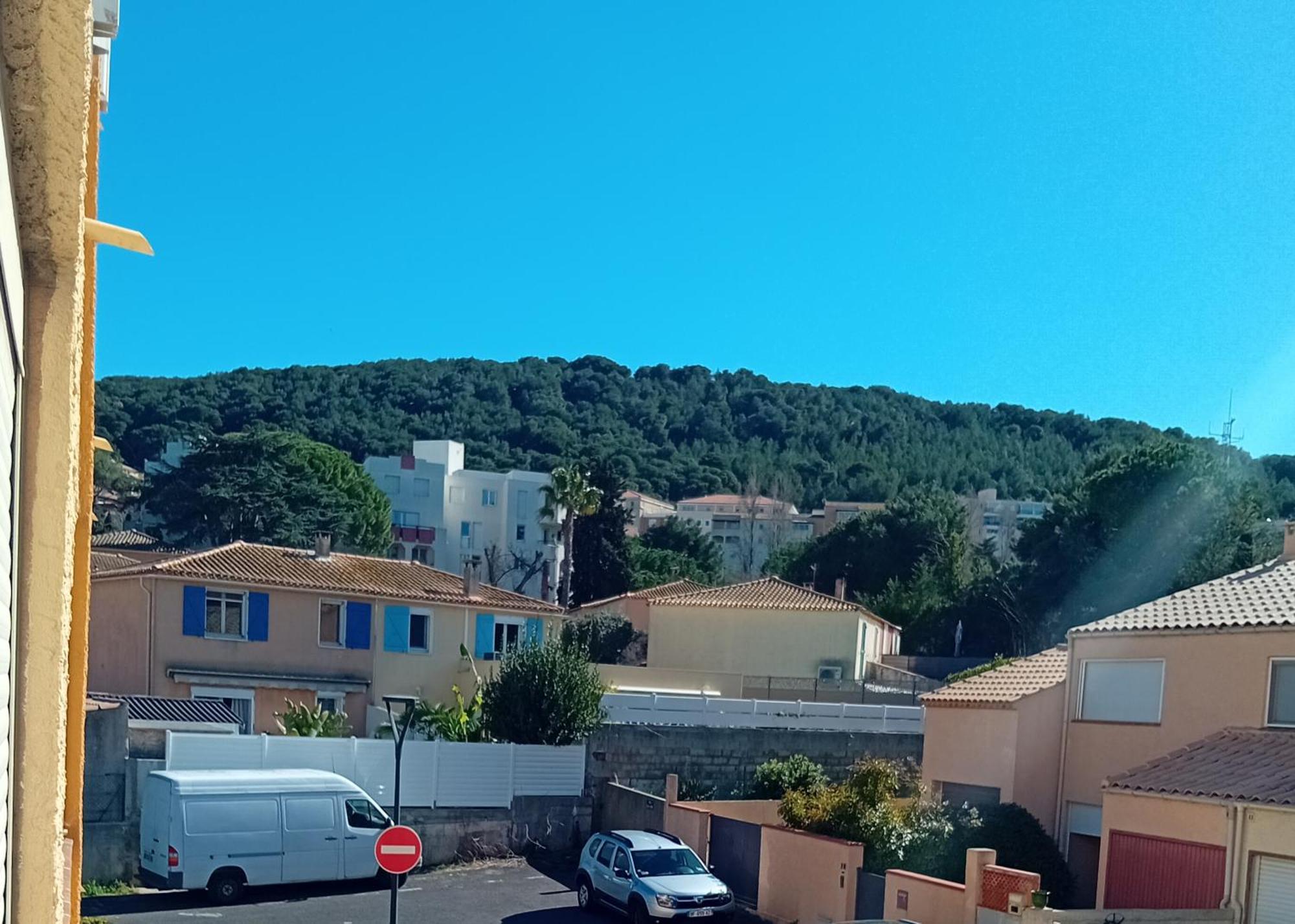 Les Pinedes Apartment Sète